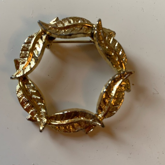 Vintage Angel with Heart Shaped Wings Brooch signed AJC Pin - Picture 12 of 12